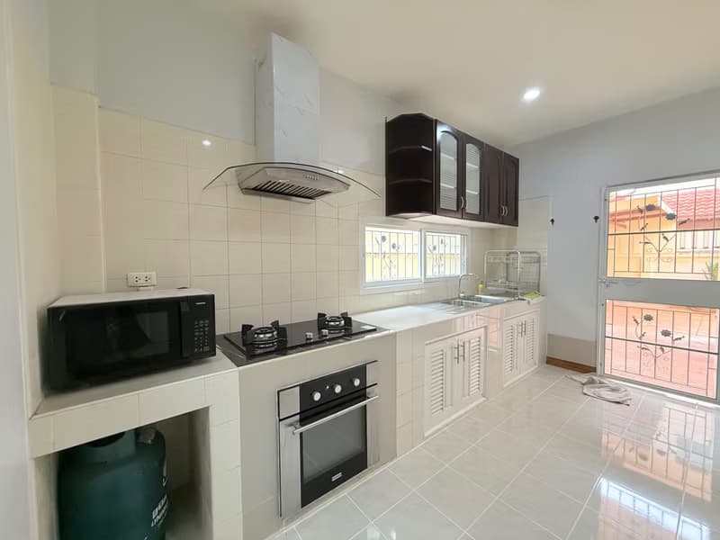 3 Bed House for Rent in Hang Dong