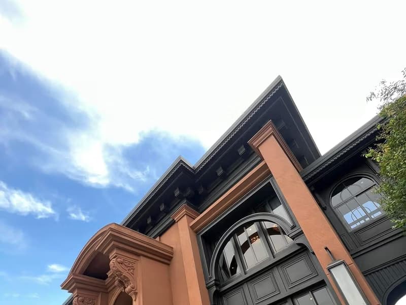 4 Bed House for Rent and Sale in Bang Kapi