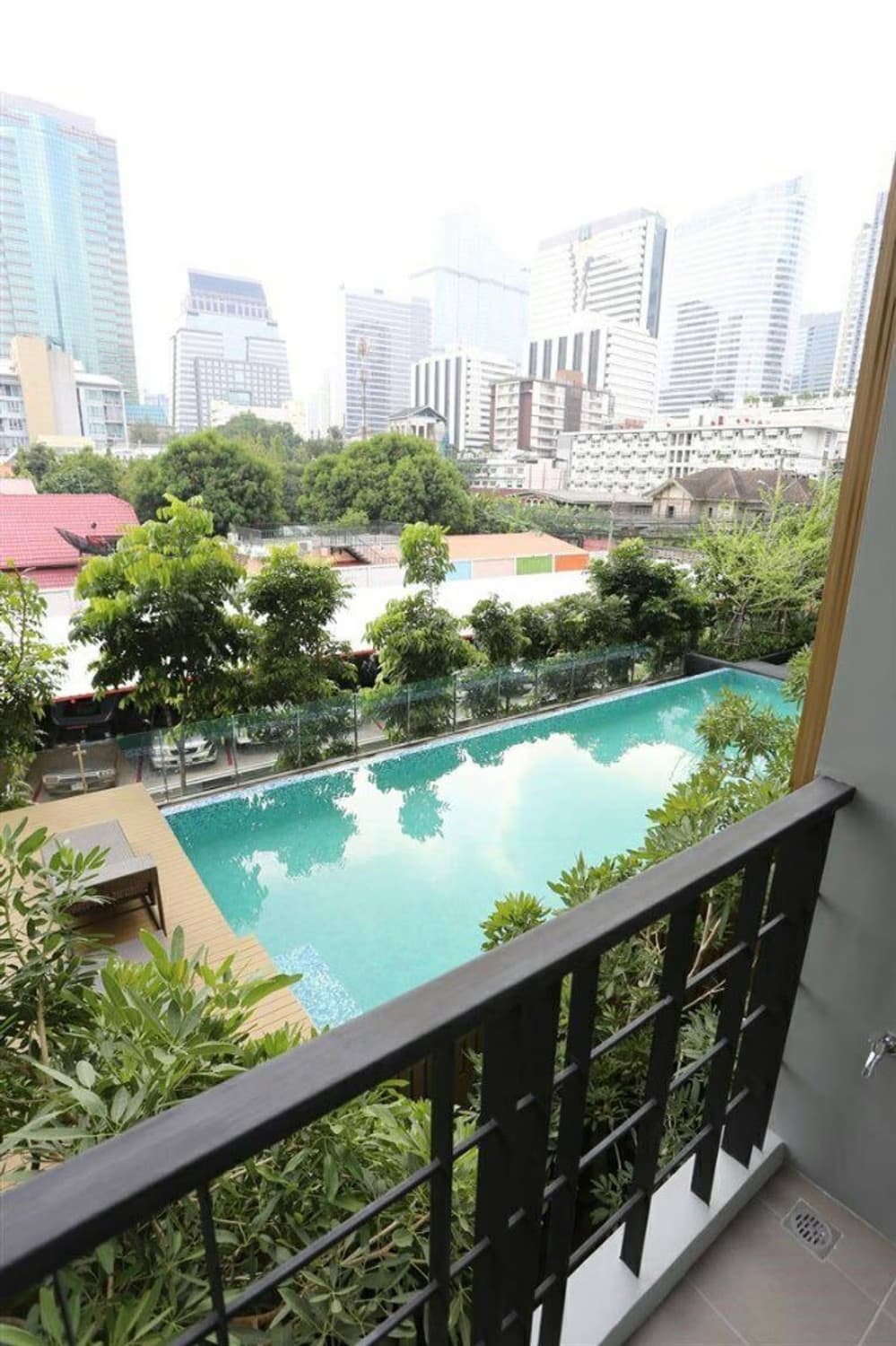 1 ห้องนอน คอนโด สำหรับ จำหน่าย ใน Bang Rak - Image 10