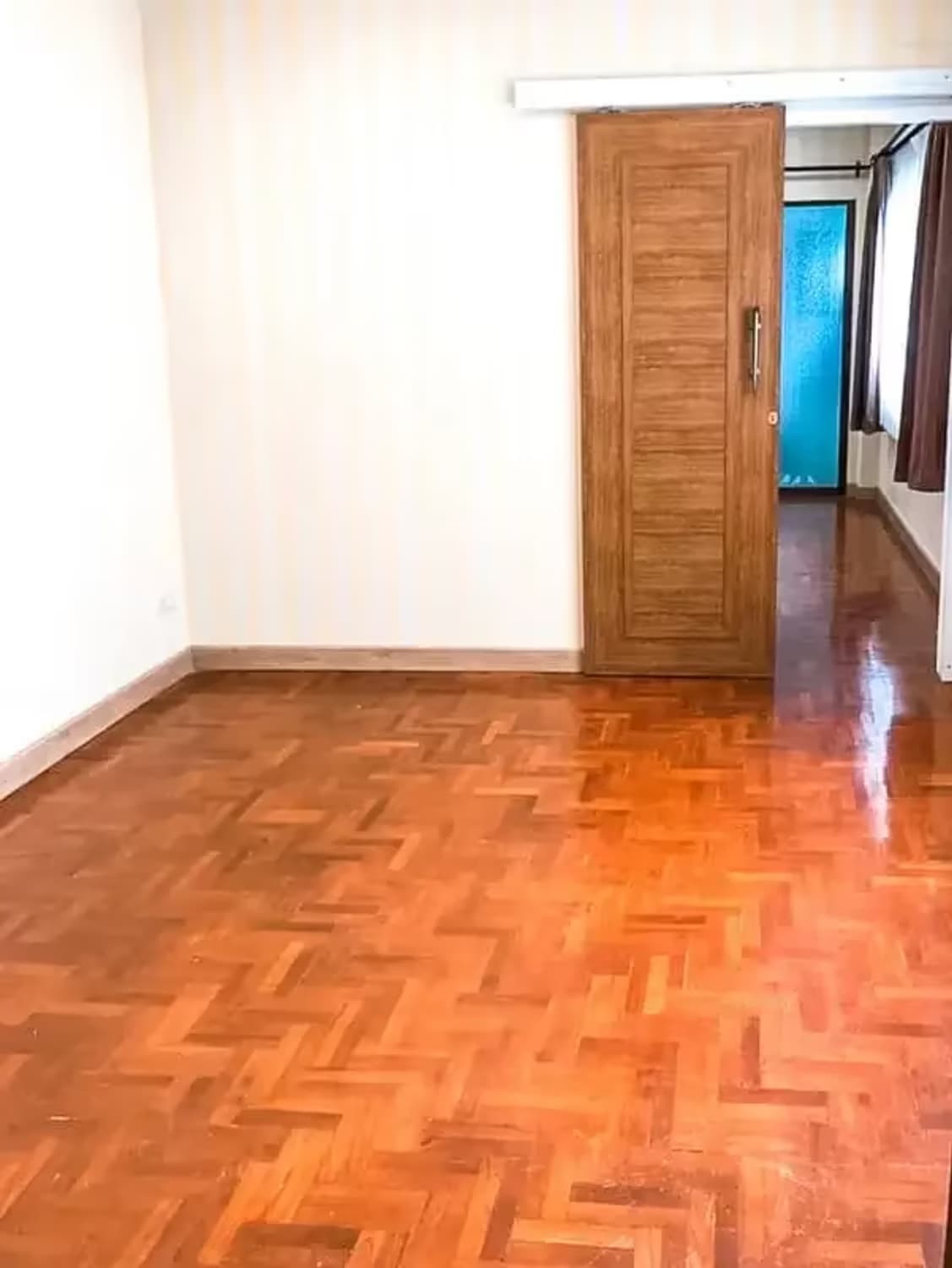 4 Bedroom House - Image 17