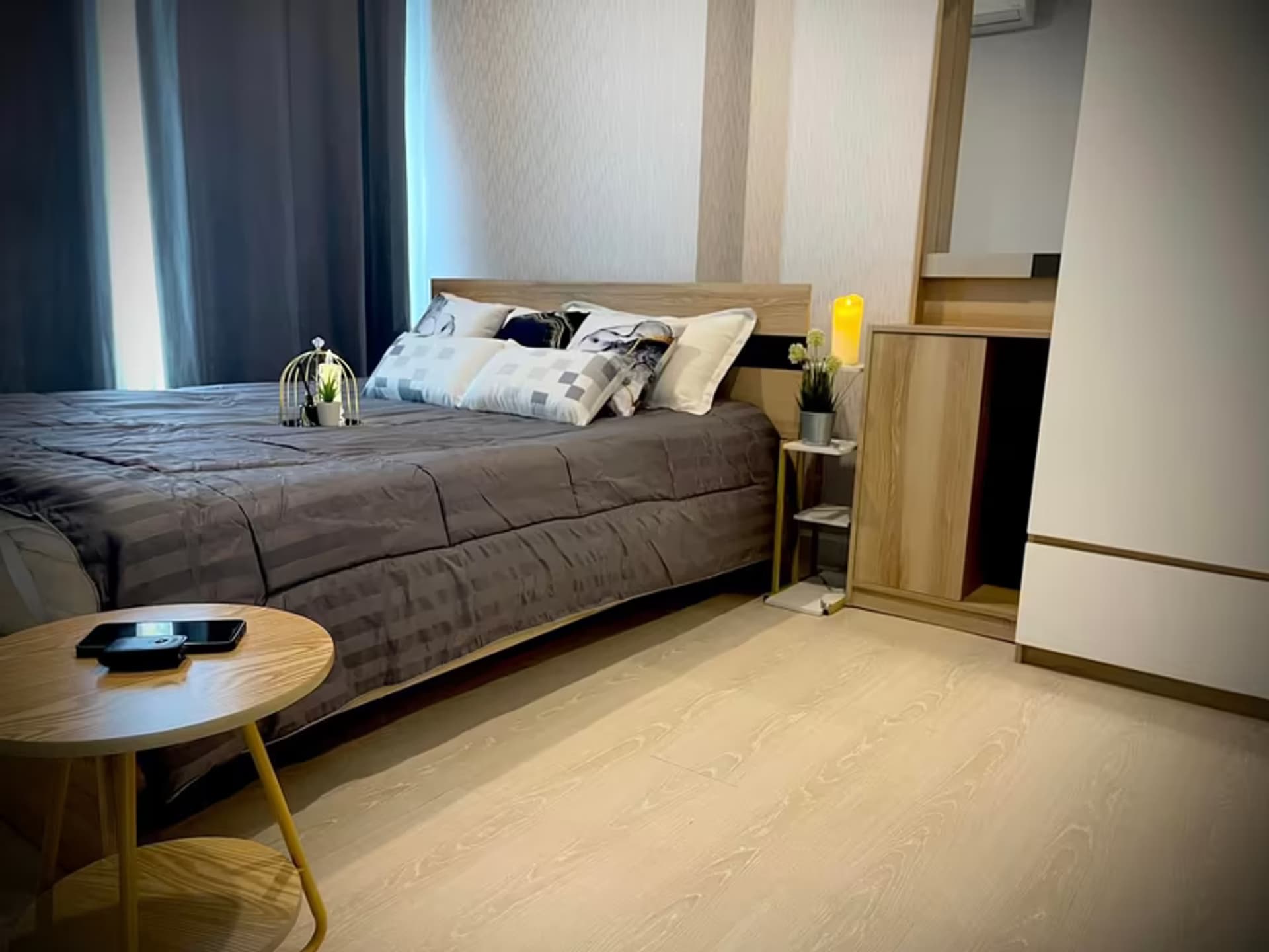 1 Bedroom Condo - Image 4