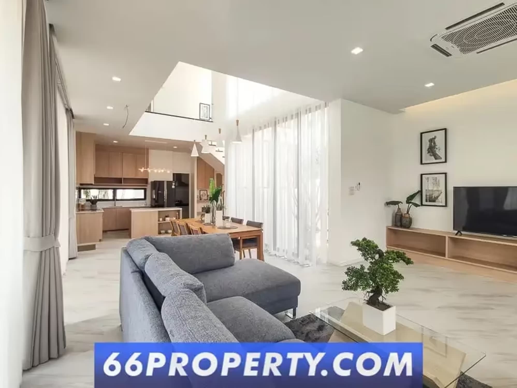4 Bedroom House - Image 9