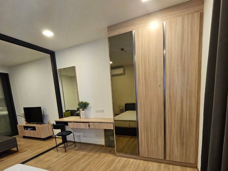 Condo for Rent at XT Phayathai