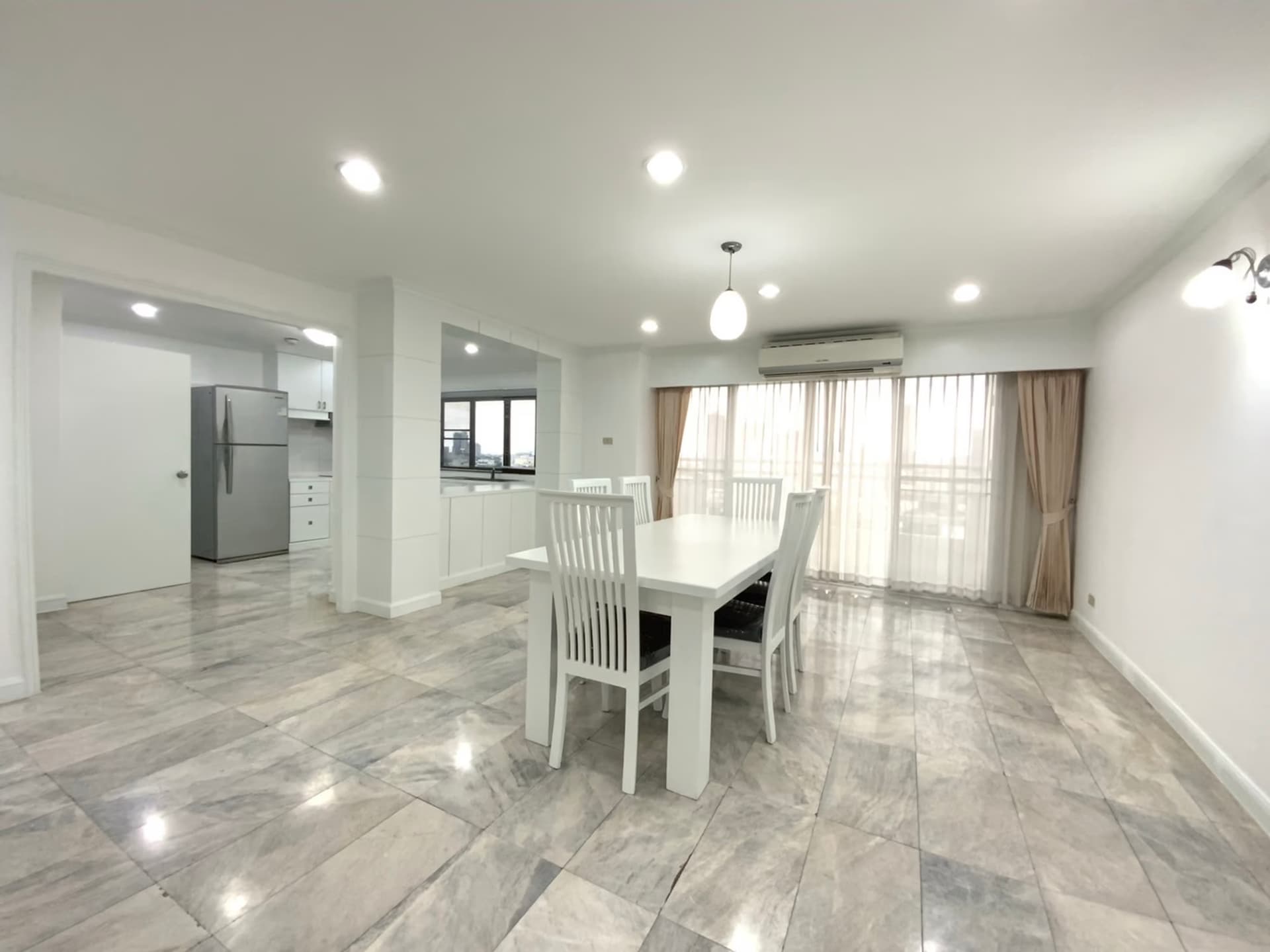 4 Bedroom Condo - Image 9