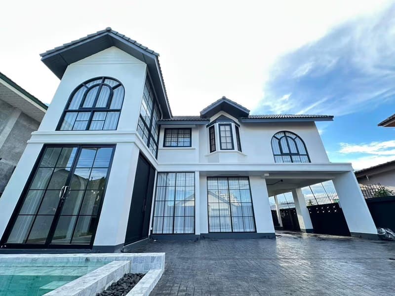 5 Bed House for Sale in Mueang Chiang Mai