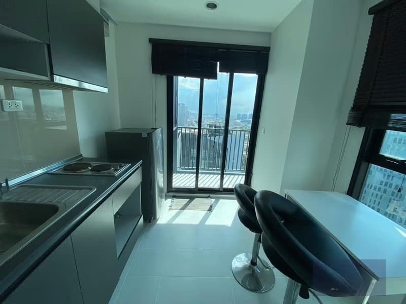 1 Bed Condo for Rent  Near Ramkhamhaeng ARL