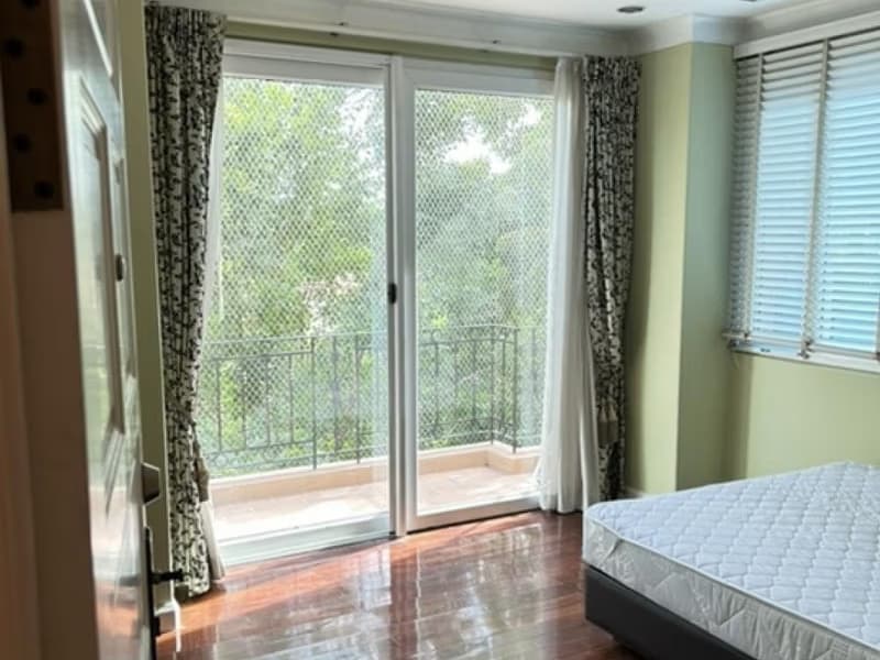 3 Bed Condo for Rent in Bang Phli