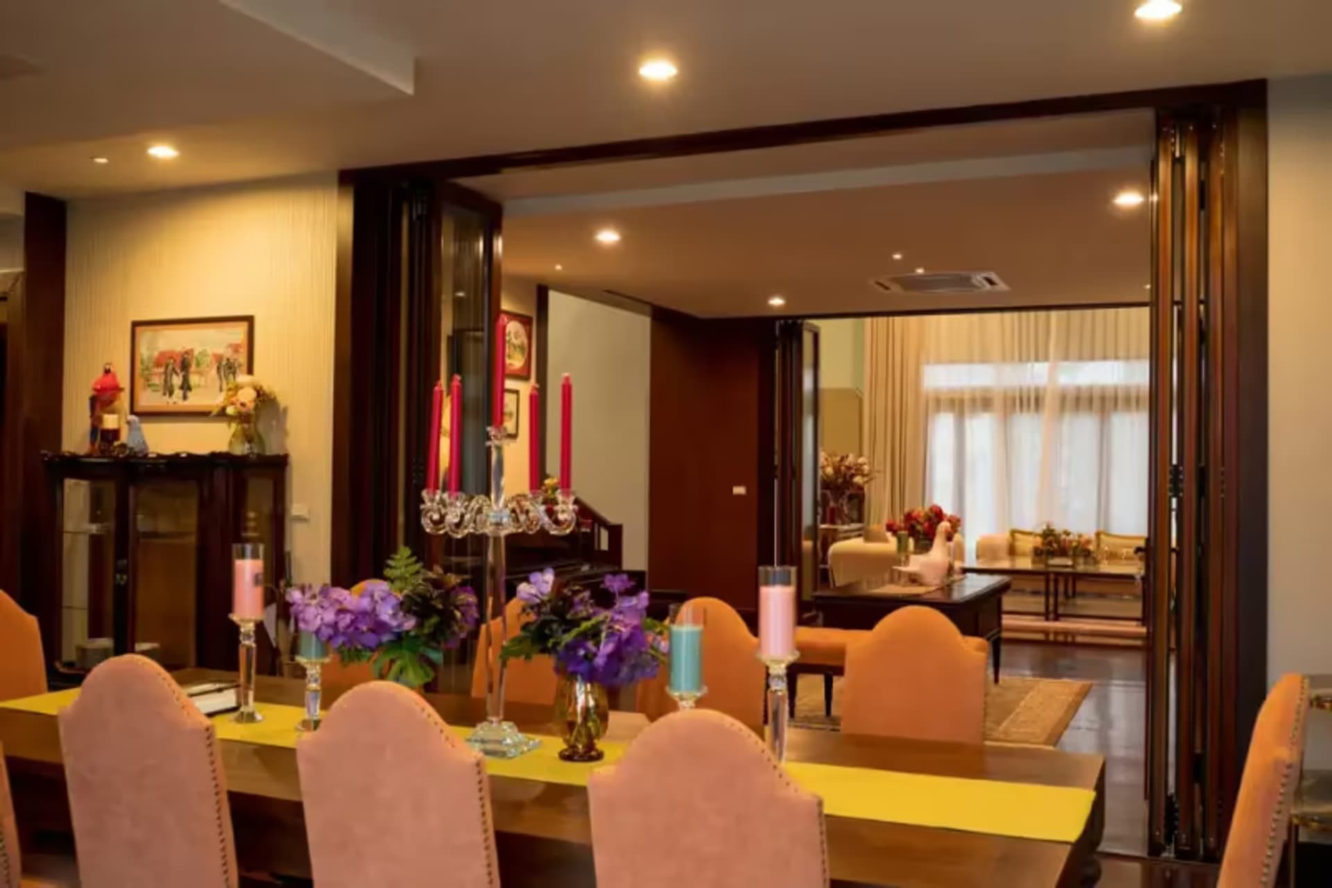 7 Bedroom House - Image 10