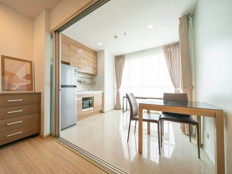 1 Bed Condo for Rent in Huai Khwang