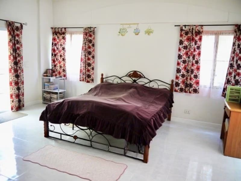 6 Bed House for Sale in Mueang Chiang Mai