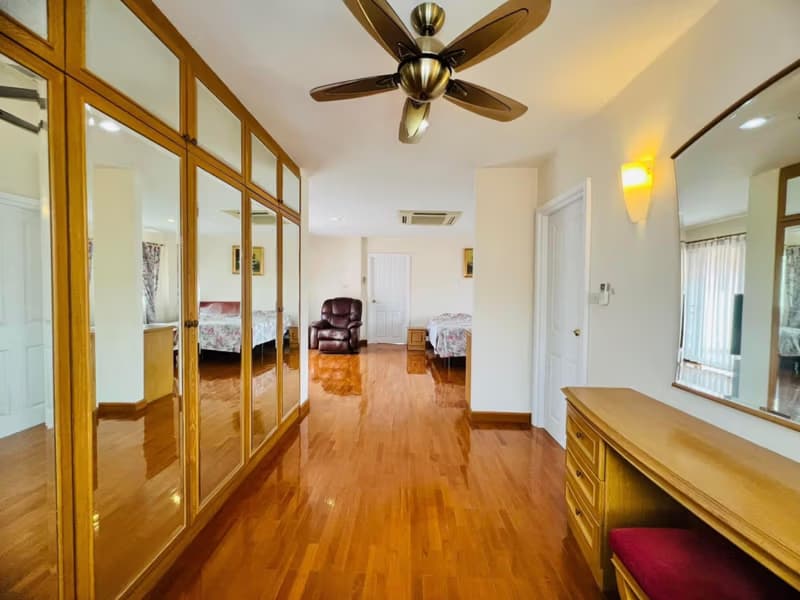 4 Bed House for Sale in Mueang Chiang Mai
