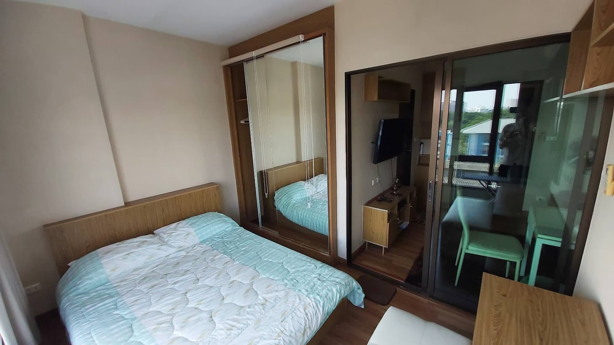 1 Bedroom Condo - Image 8