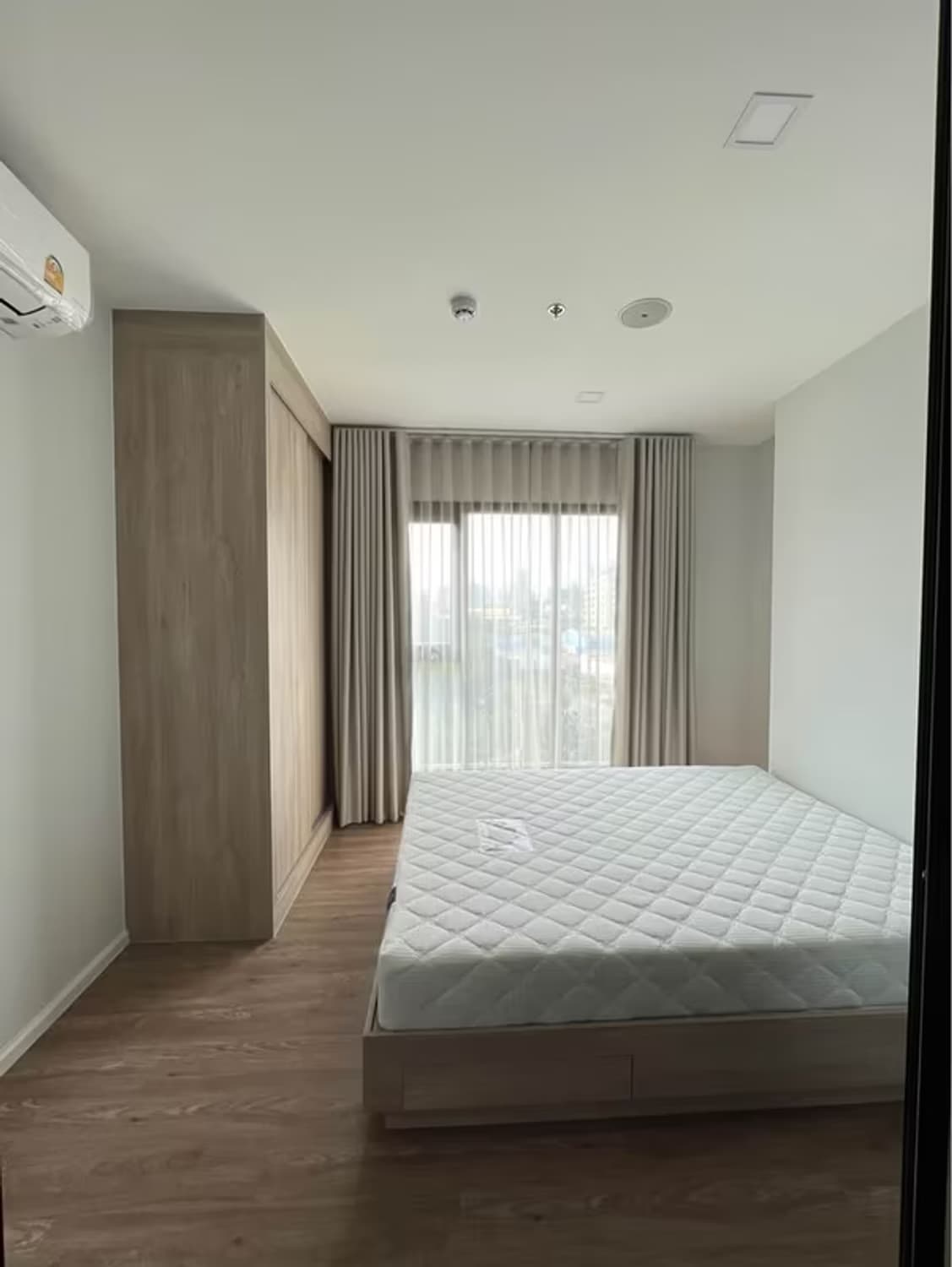 1 Bedroom Condo - Image 2
