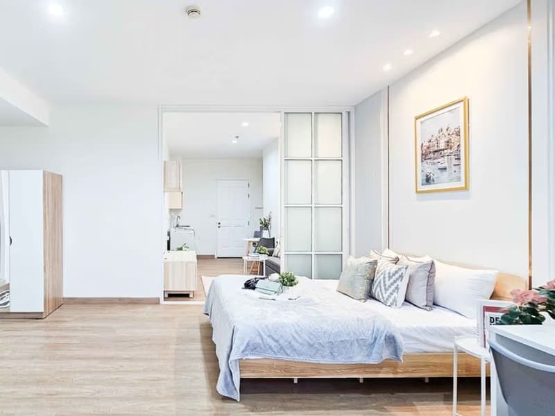 Condo for Sale at Baan Sathorn Chaophraya