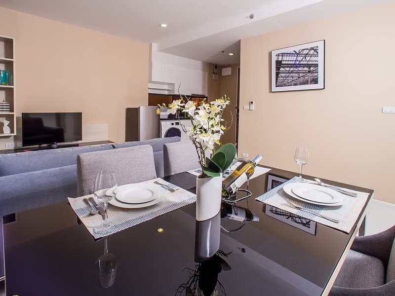 2 Bed Condo for Rent in Watthana