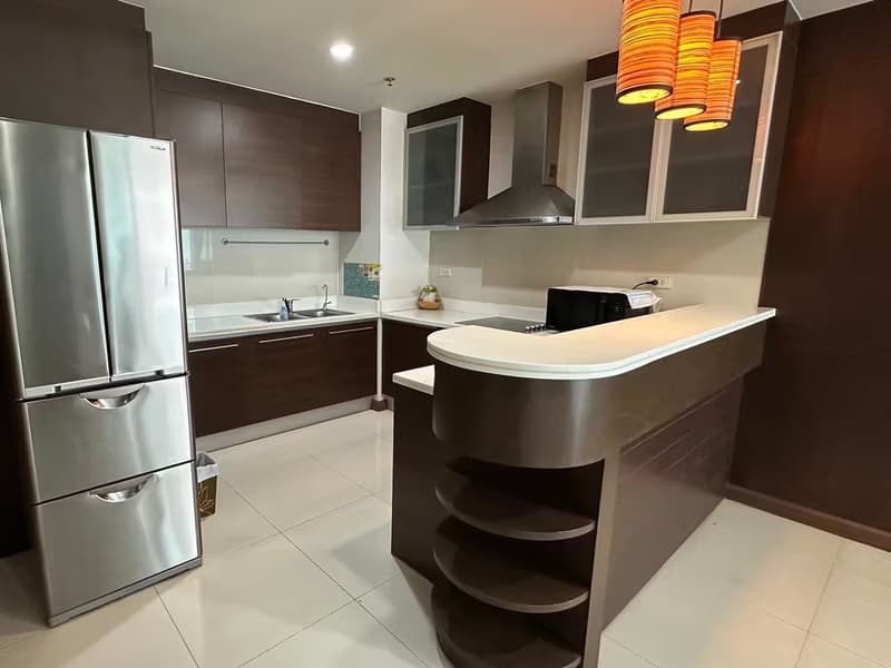 2 Bed Condo for Sale in Pathum Wan