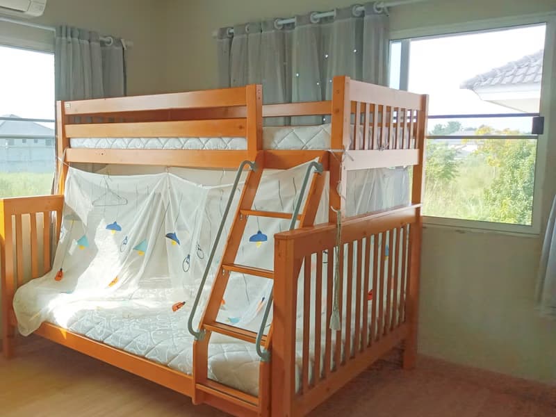 5 Bed House for Sale in Saraphi