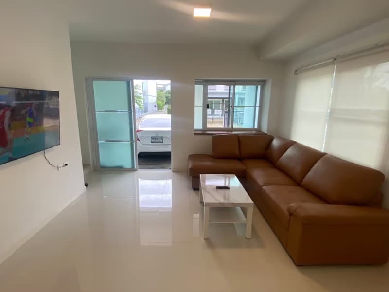 Townhouse for Rent at Indy 2 Bangna-Ramkhamhaeng 2