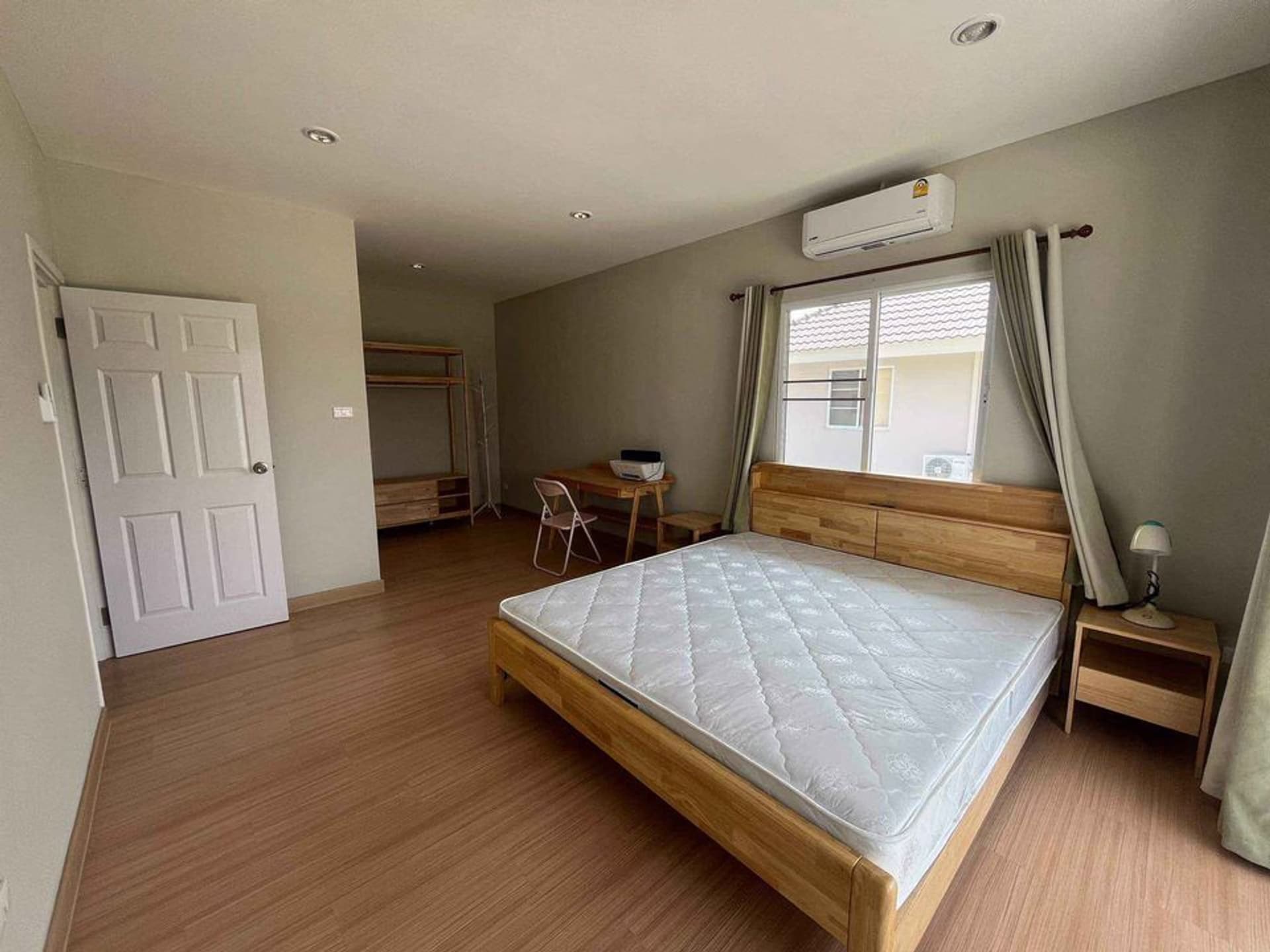 3 Bed House for Rent in Saraphi - Image 10