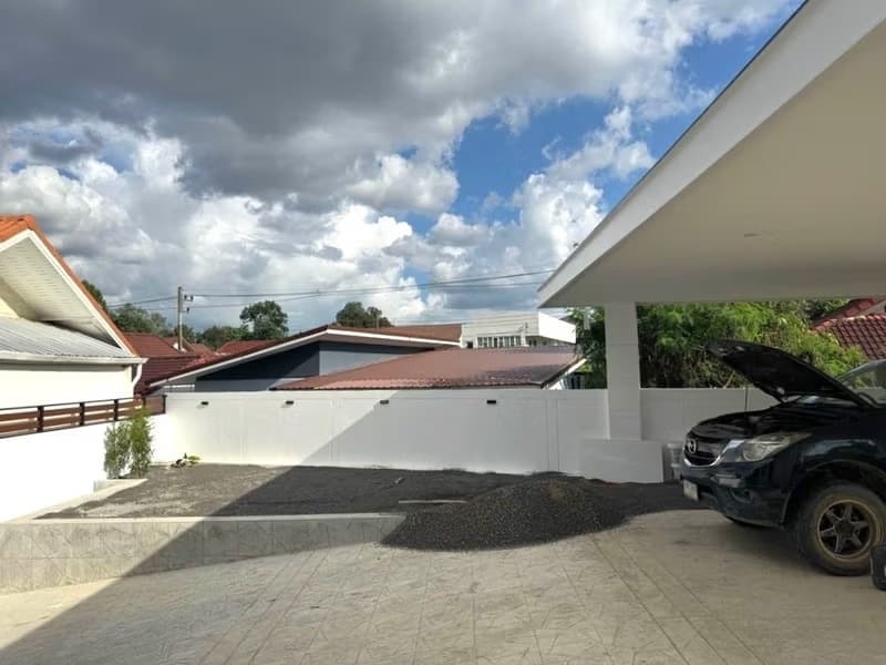 3 Bed House for Sale in Mueang Chiang Mai District