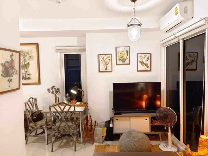 1 Bed Condo for Sale  Near Huai Khwang MRT