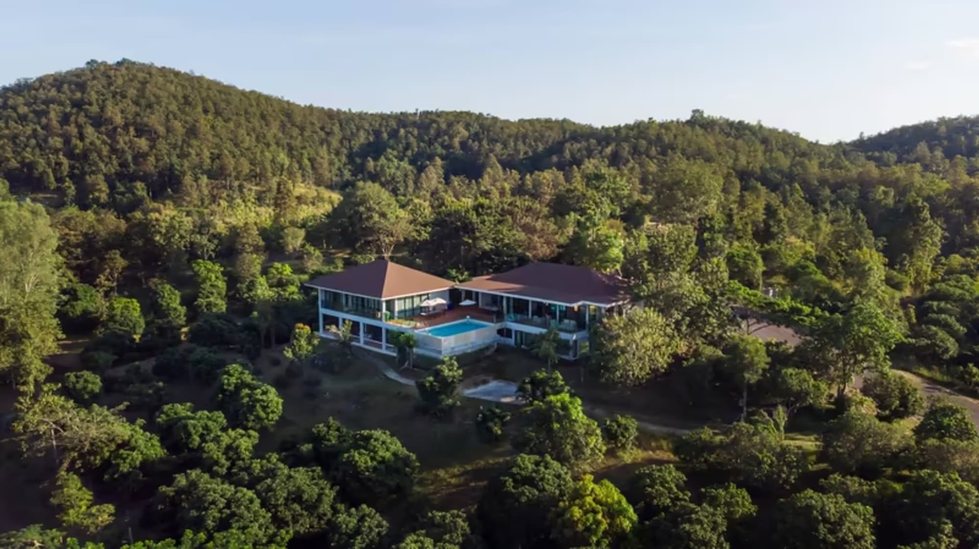Pool Villa for Rent in Hang Dong - Image 14