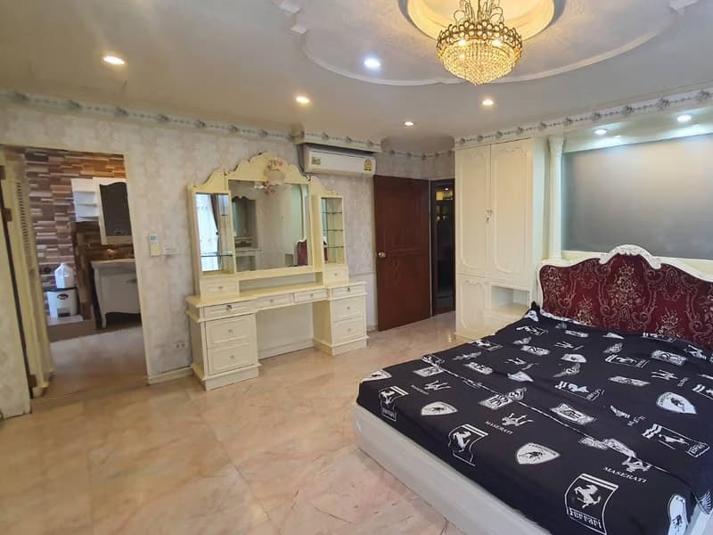 1 Bed Condo for Rent and Sale in Watthana
