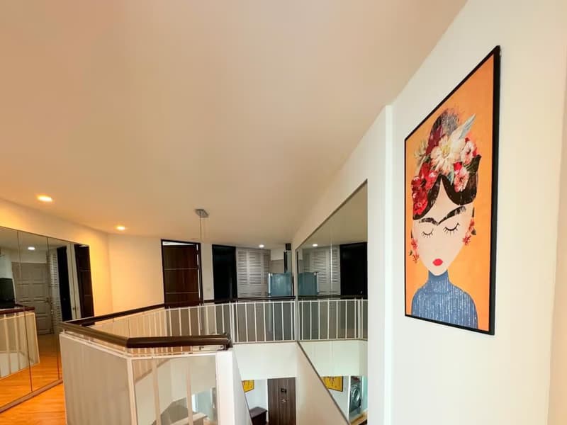 4 Bed Condo for Sale in Watthana