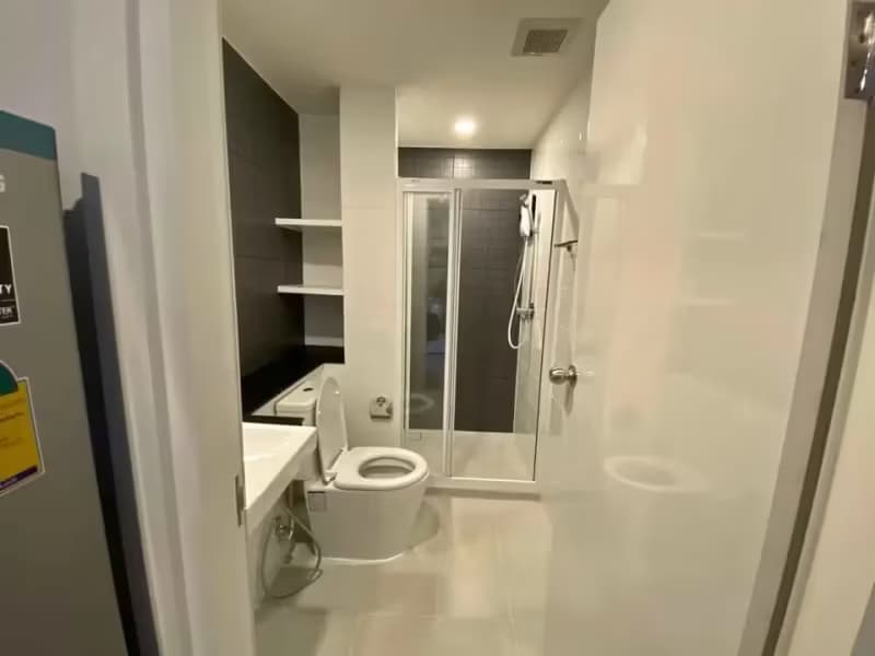 1 Bedroom Condo