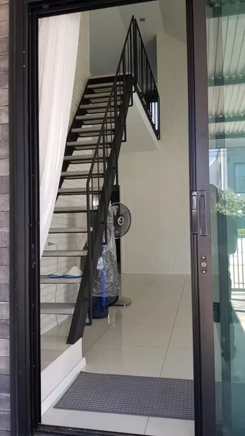 2 Bedroom House - Image 6