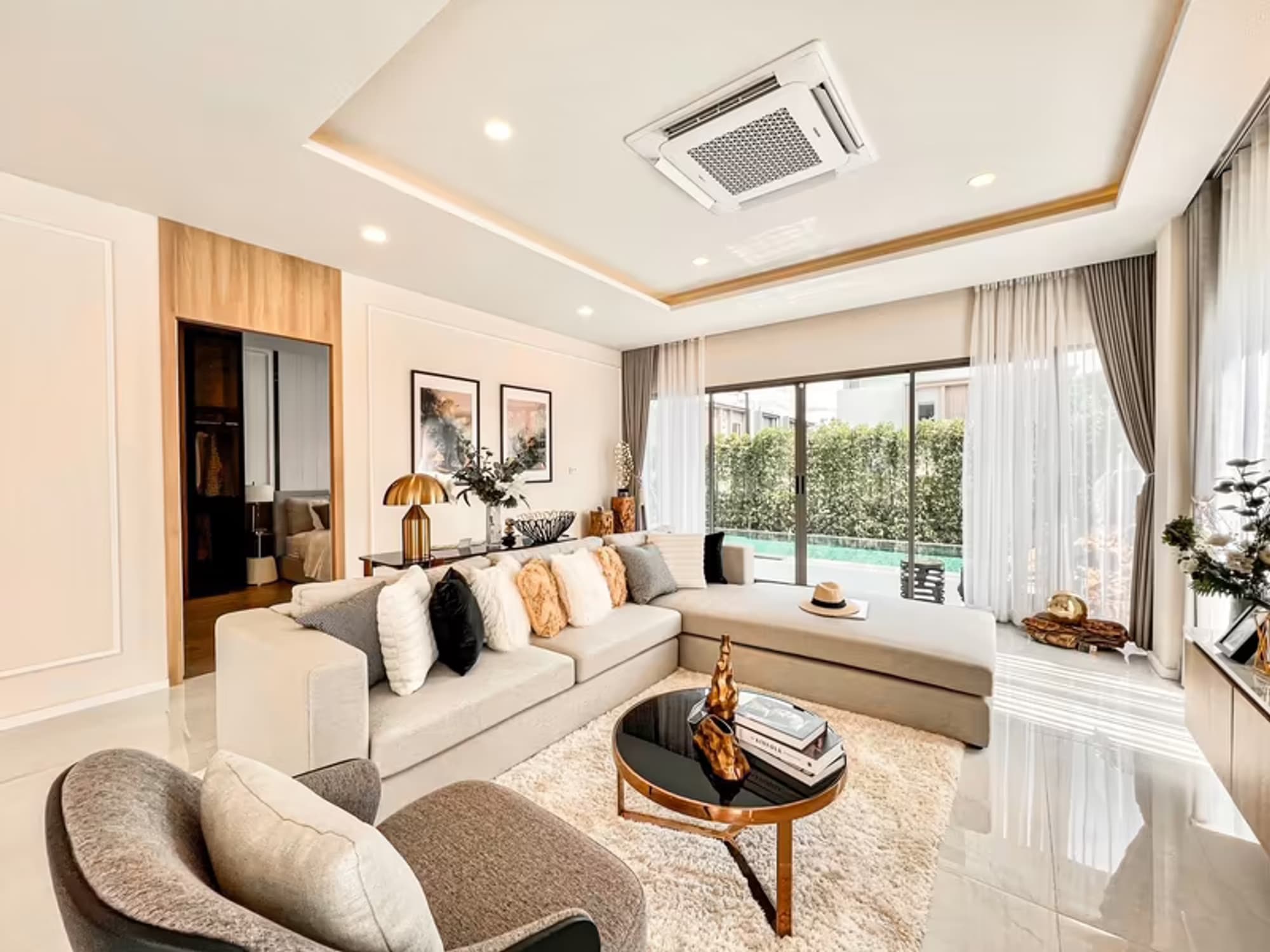 4 Bedroom House - Image 16