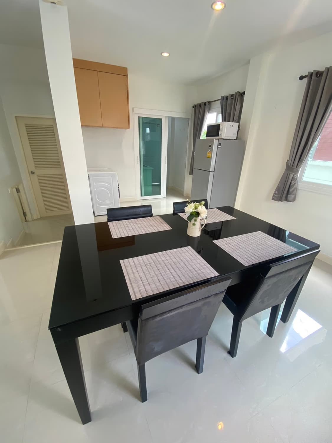 3 Bed House for Rent in Mueang Chiang Mai - Image 3