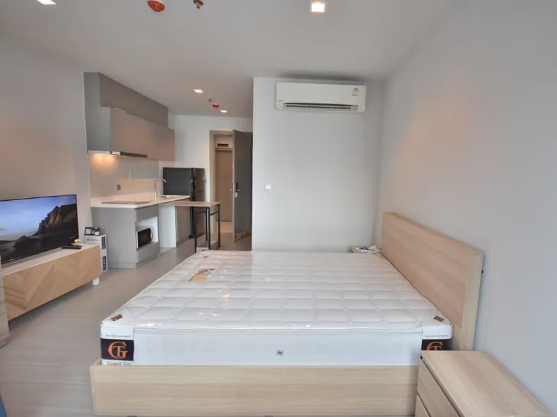 null Bed Condo for Rent and Sale  Near Phra Ram 9 MRT