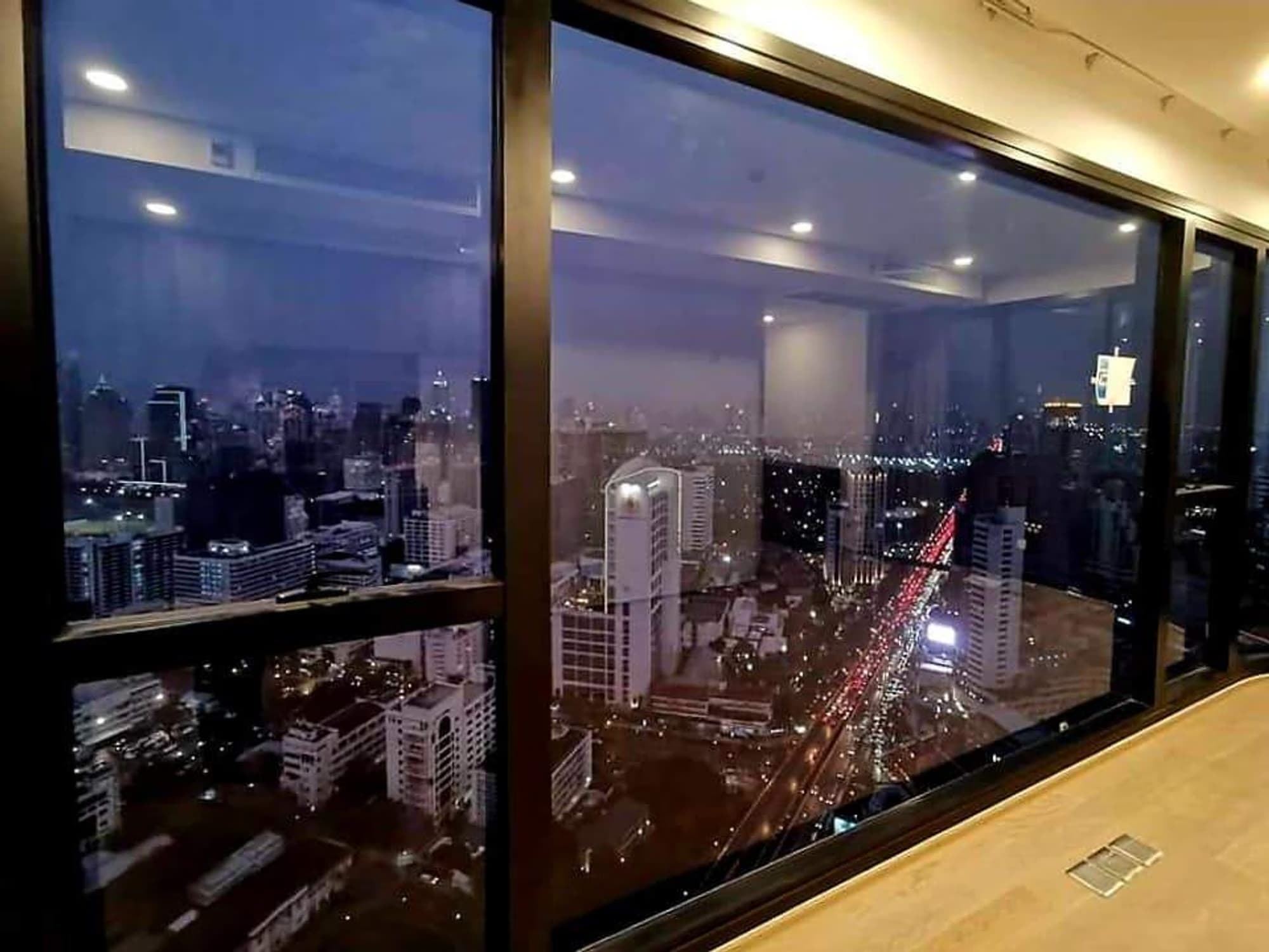 Condo for Sale at Ashton Chula-Silom - Image 12