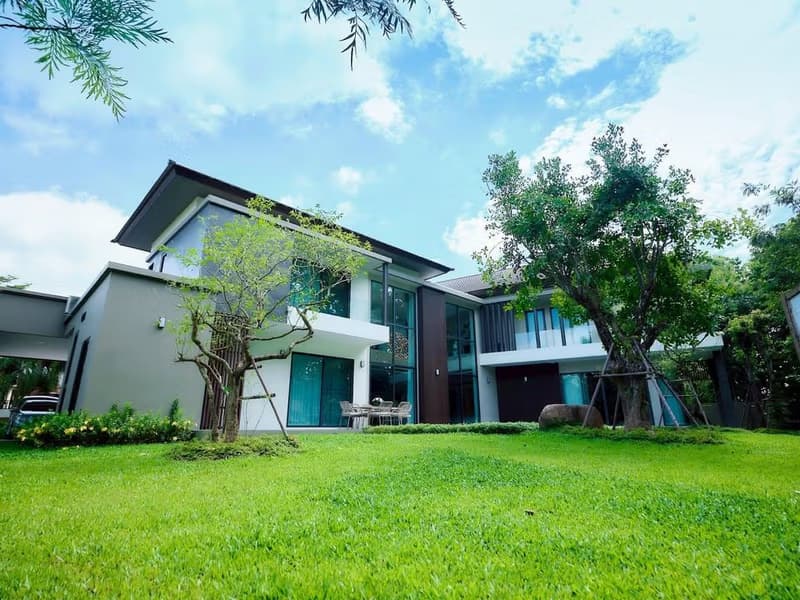 4 Bed House for Sale in Mae Rim