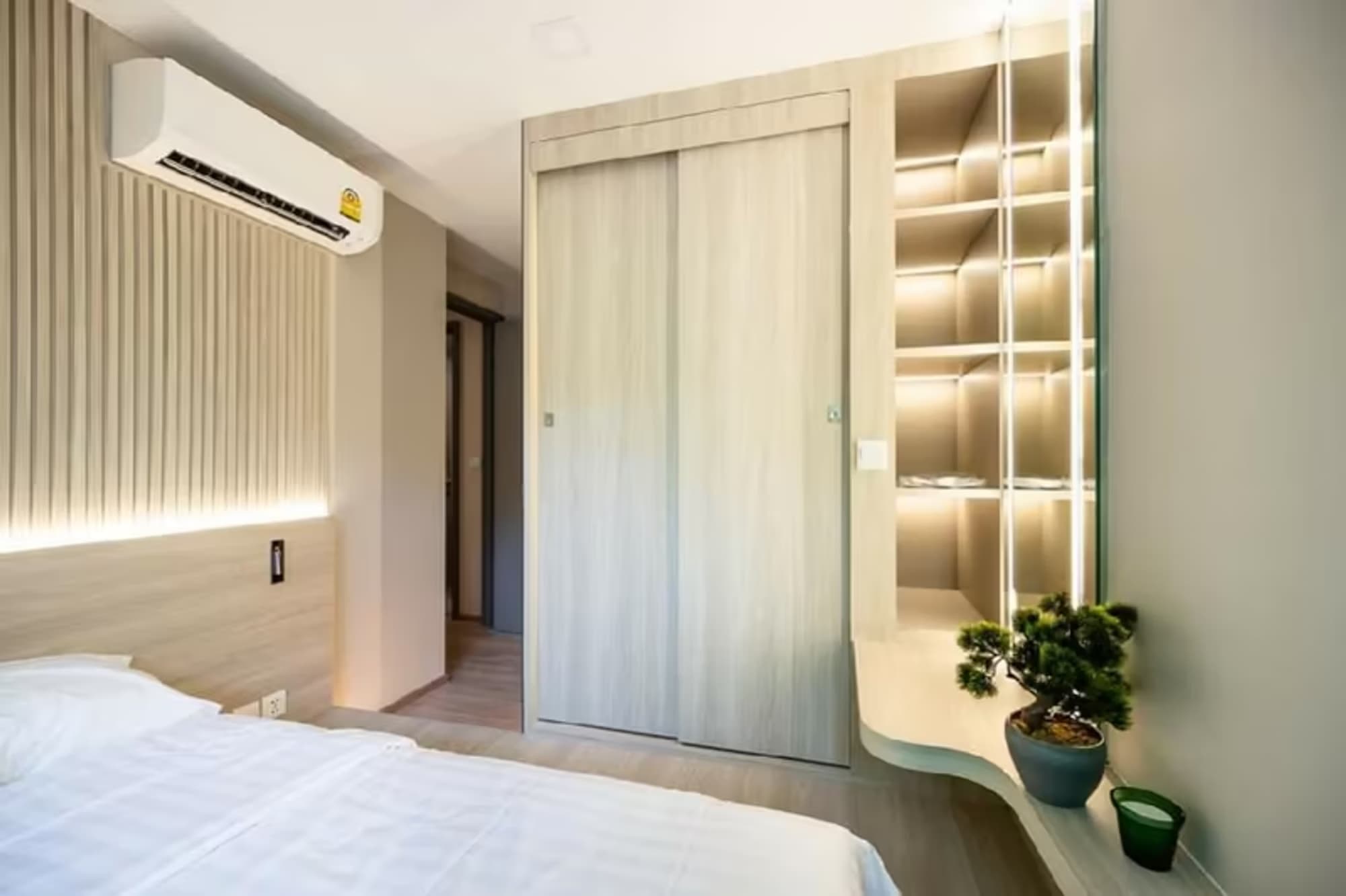 Condo for Sale at Taka Haus Ekkamai 12 - Image 7