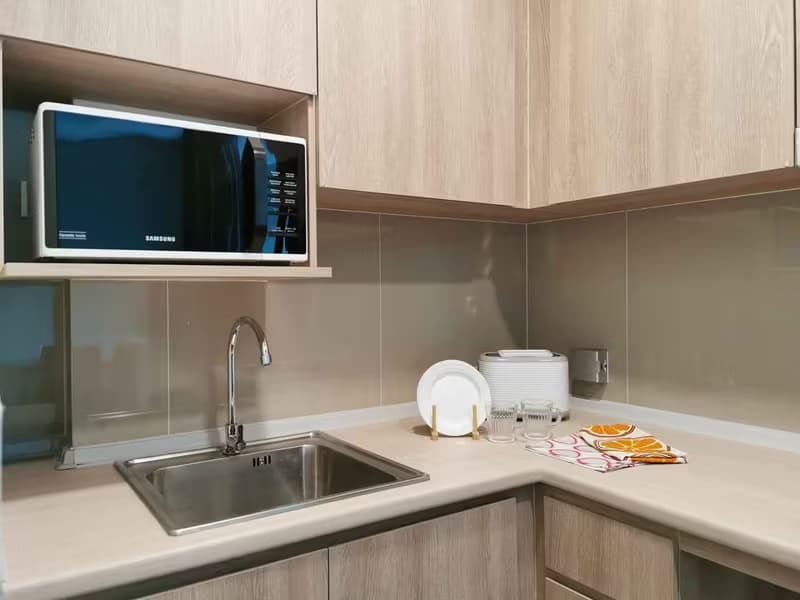 1 Bedroom Condo