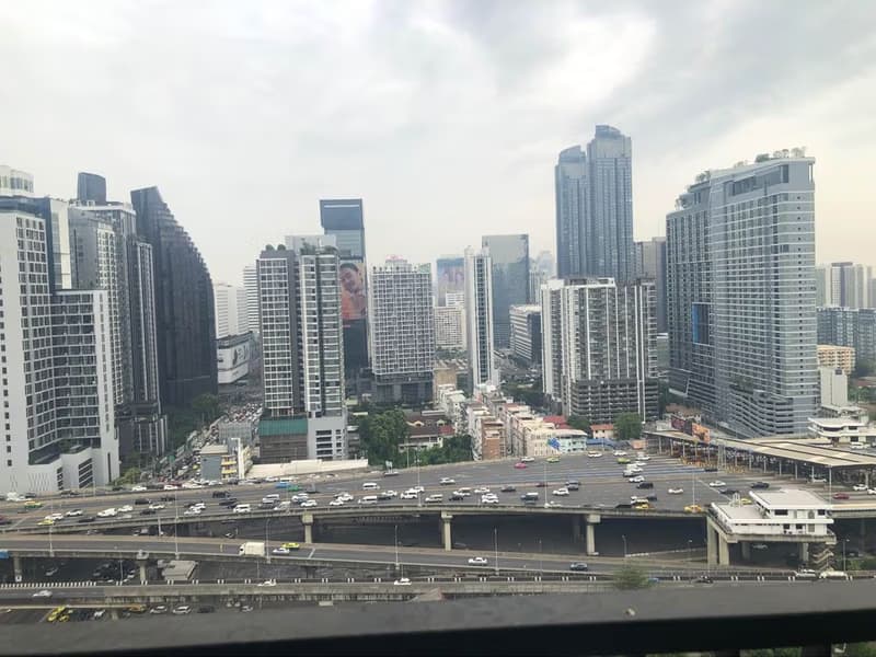 2 Bed Condo for Rent in Huai Khwang
