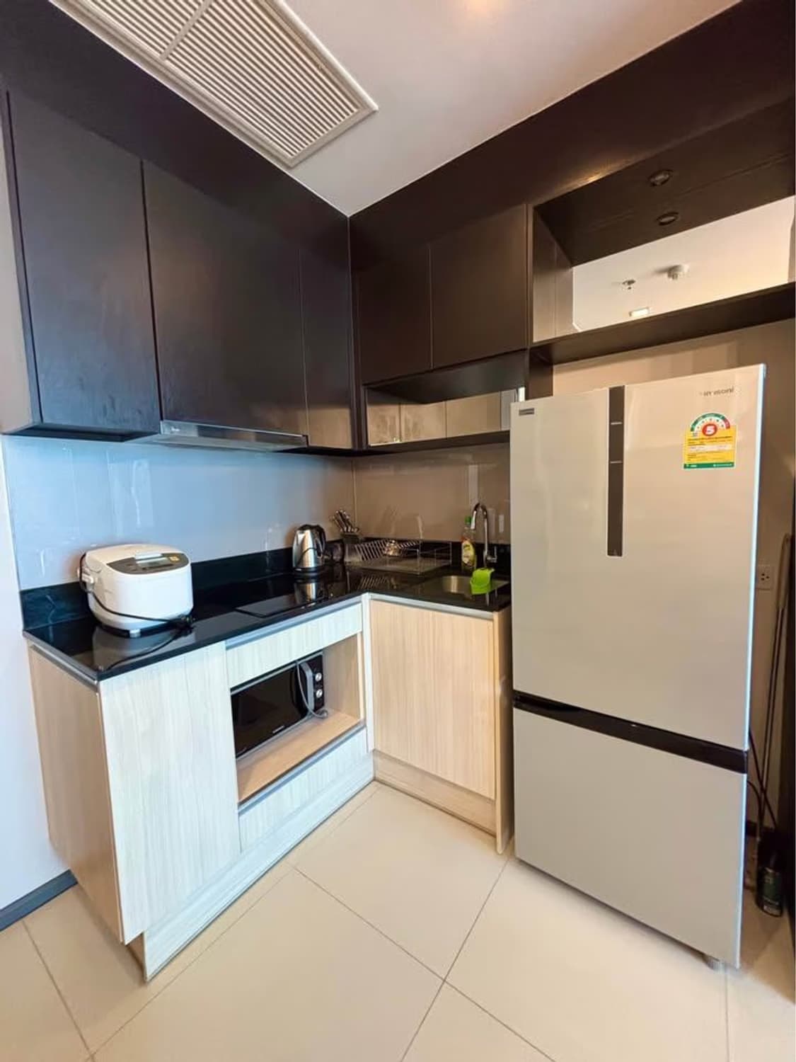 1 Bed Condo for Rent in Watthana - Image 3