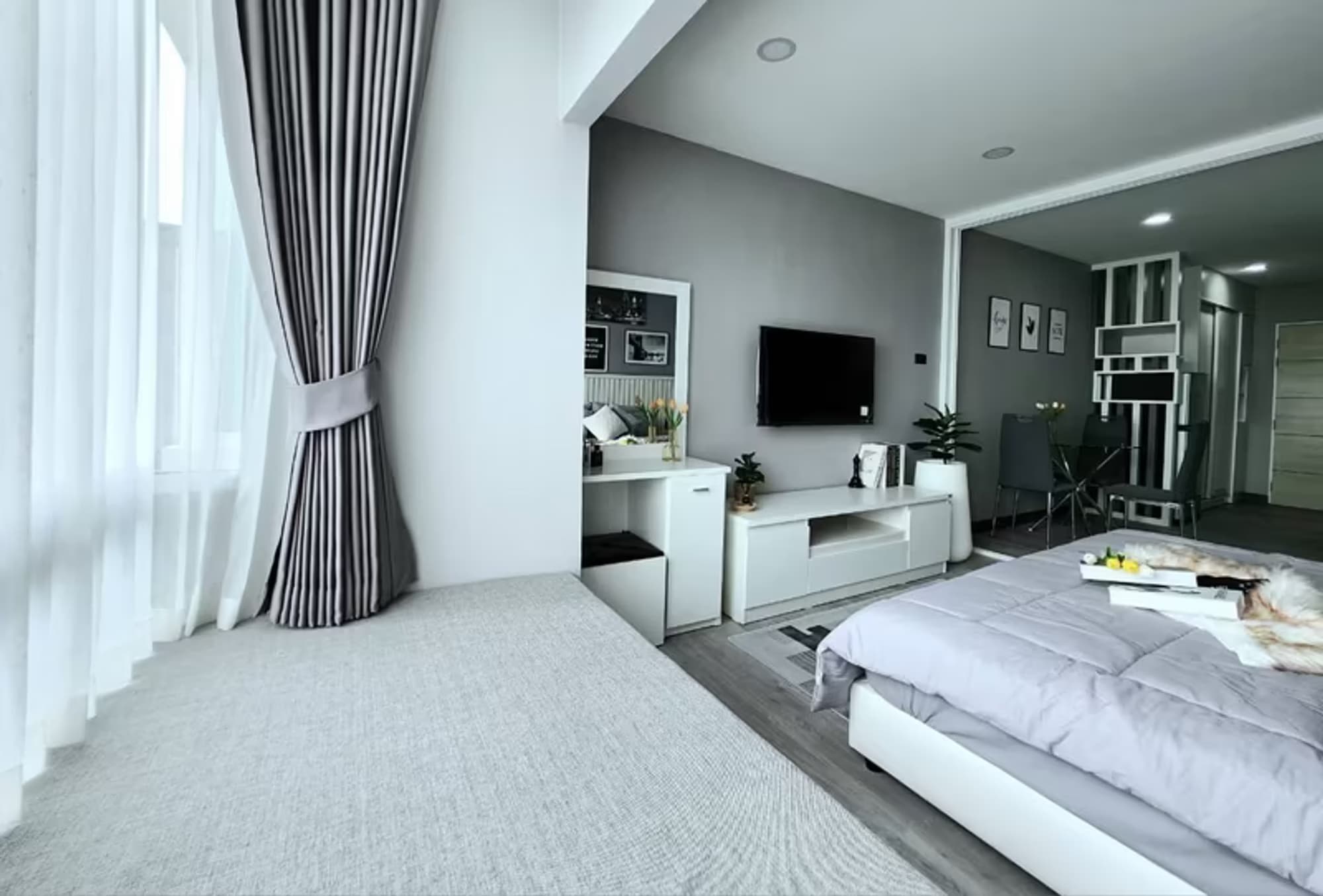 1 Bedroom Condo - Image 4