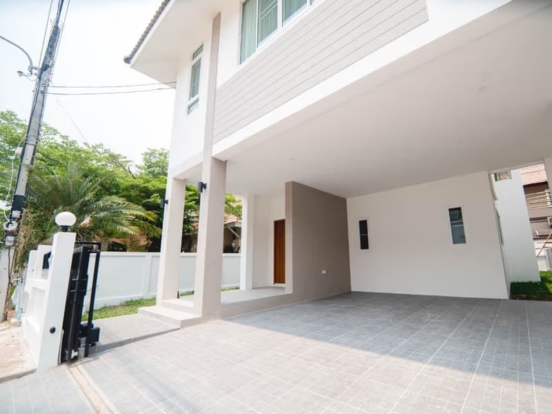 4 Bed House for Rent in Hang Dong