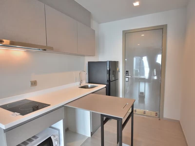 null Bed Condo for Rent and Sale  Near Phra Ram 9 MRT
