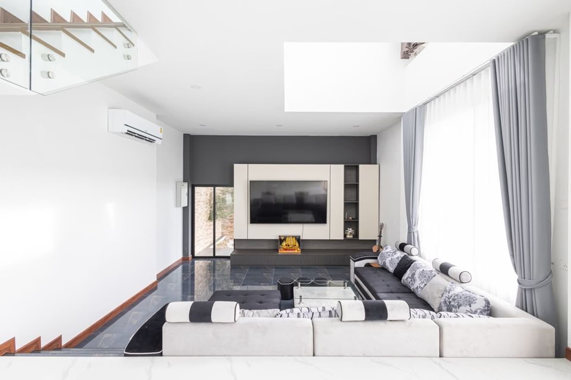 Pool Villa for Sale in Huai Sai, San Kamphaeng - Image 12