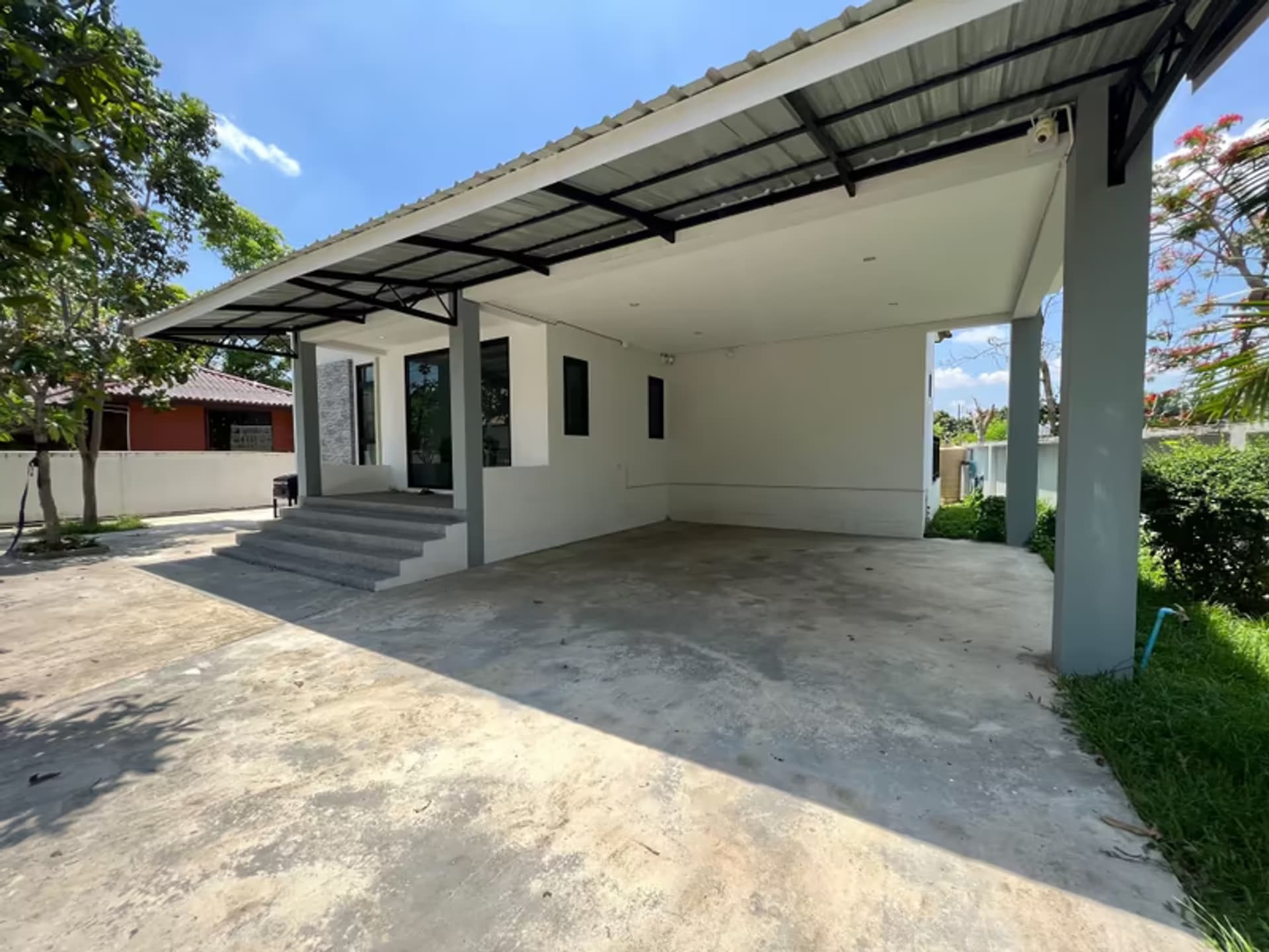 3 Bedroom House - Image 8