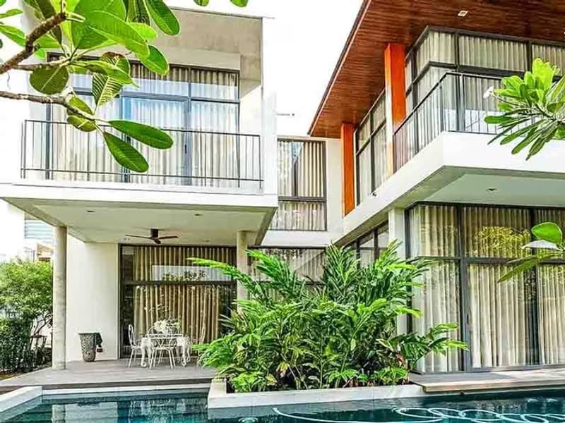 4 Bedroom House for Rent in THonglor