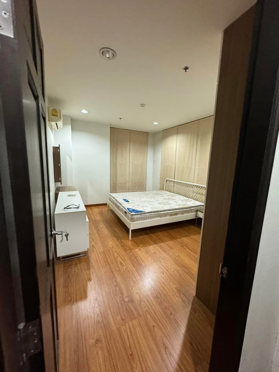 1 Bed Condo for Rent in Phaya Thai - Image 3