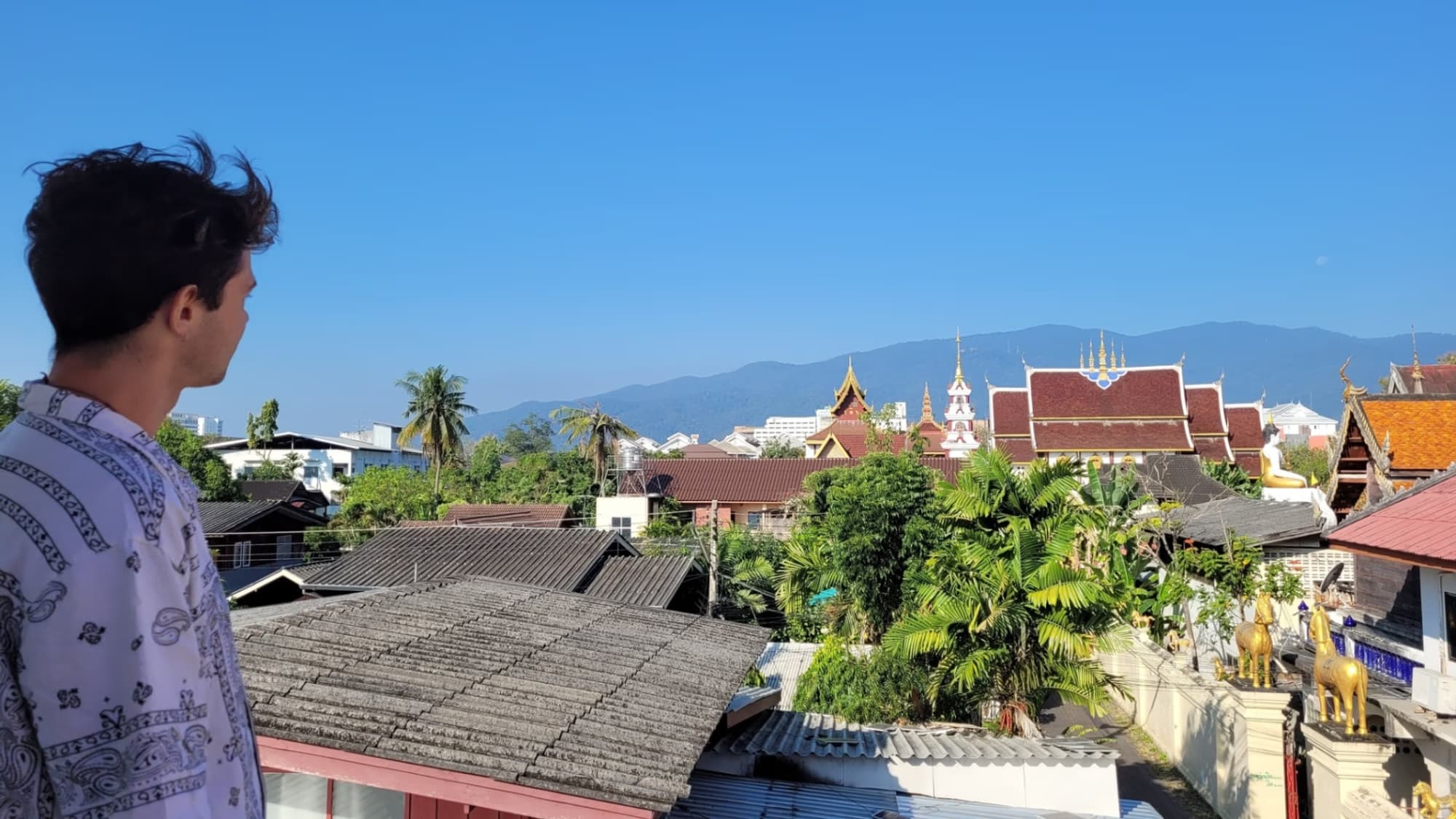 5 Bed House for Rent in Mueang Chiang Mai - Image 4