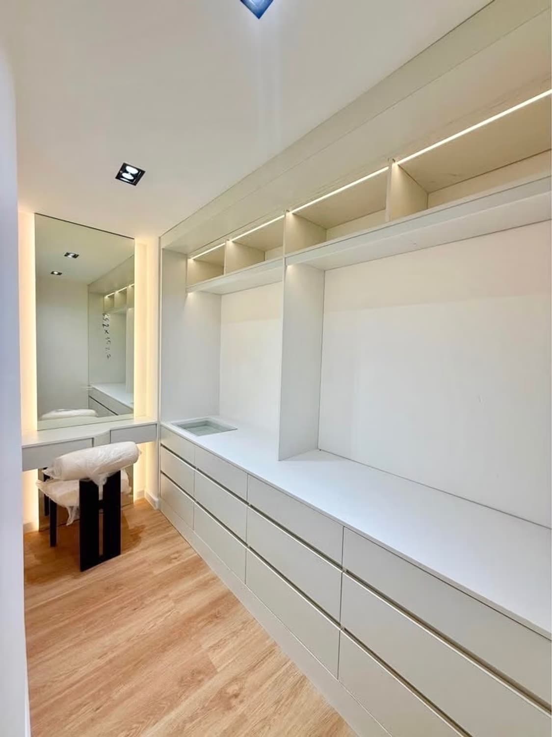 2 Bed Condo for Sale in Mueang Chiang Mai - Image 10