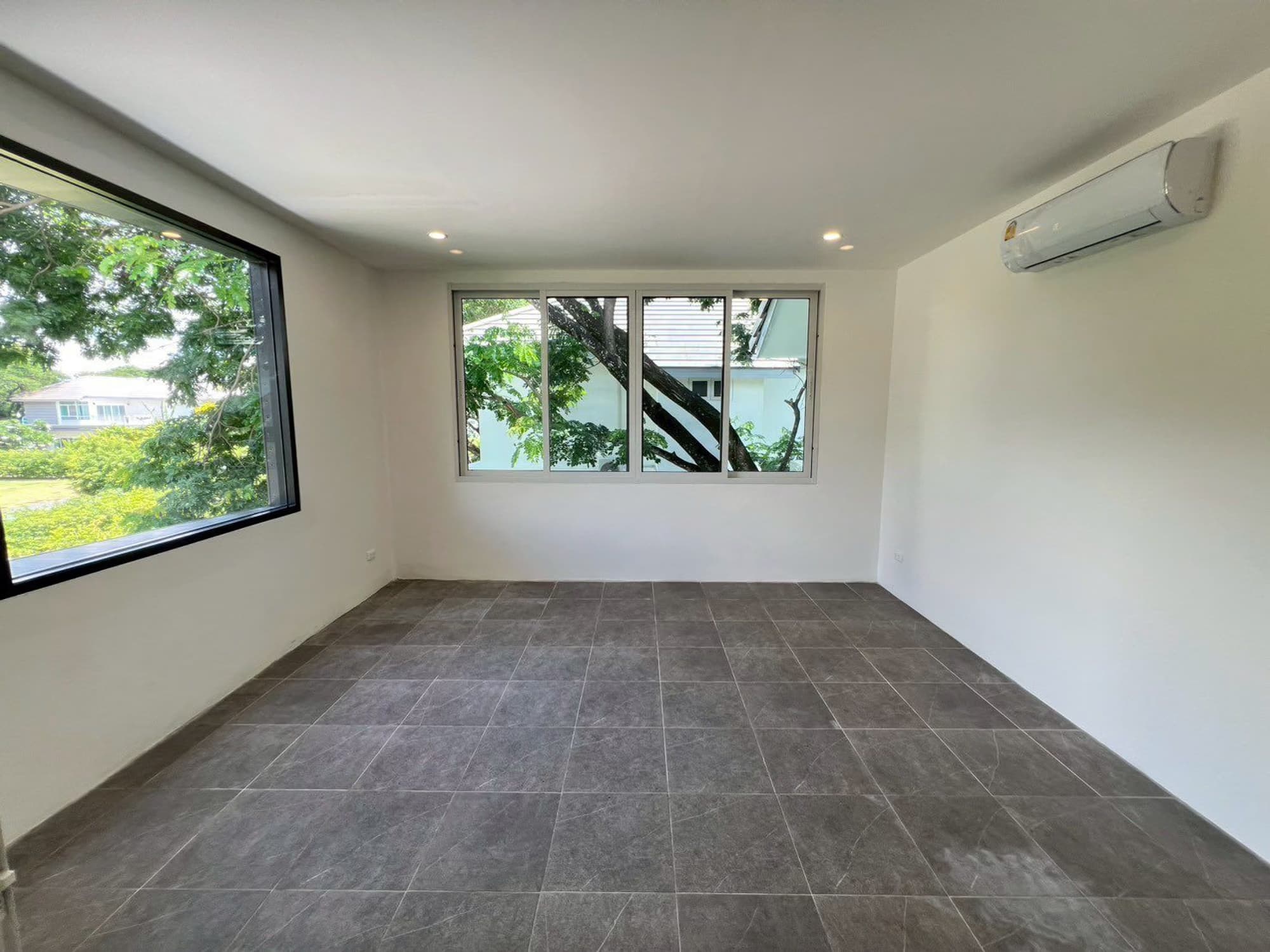 4 ห้องนอน บ้าน สำหรับ จำหน่าย ใน Hang Dong District - Image 21