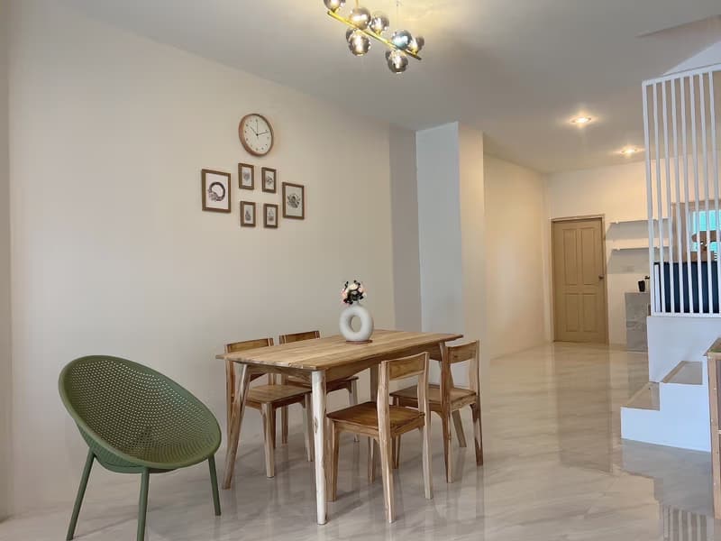 2 Bed Townhouse for Rent in Mueang Chiang Mai